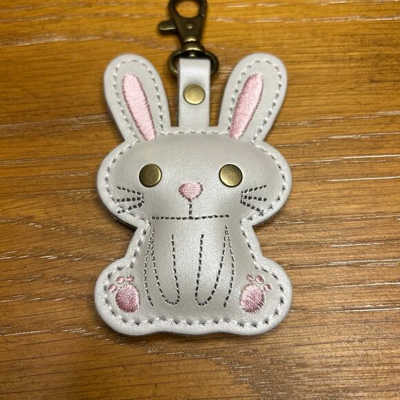 Portland Leather Bunny Charm PLG Woodland Bunnies Bag Charm Keychain Tassel - Picture 2 of 4